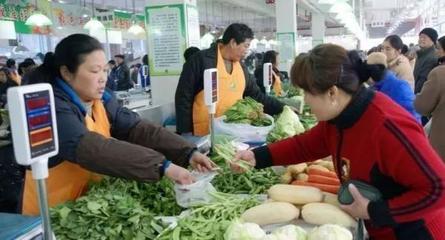 春節(jié)期間菜籃子滿(mǎn)滿(mǎn)，城區(qū)三大批發(fā)市場(chǎng)備足2464噸蔬菜保供應(yīng)