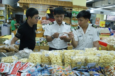 奮斗百年路 啟航新征程 時代先鋒 | 守土盡責保安全——記全國食品安全工作先進個人謝海波